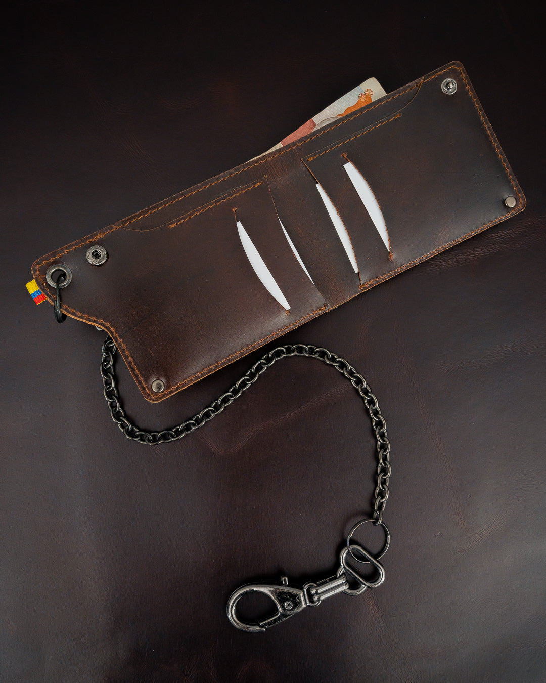 Billetera con cadena