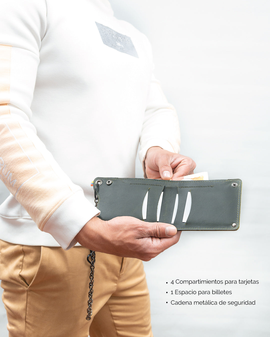 Billetera con cadena