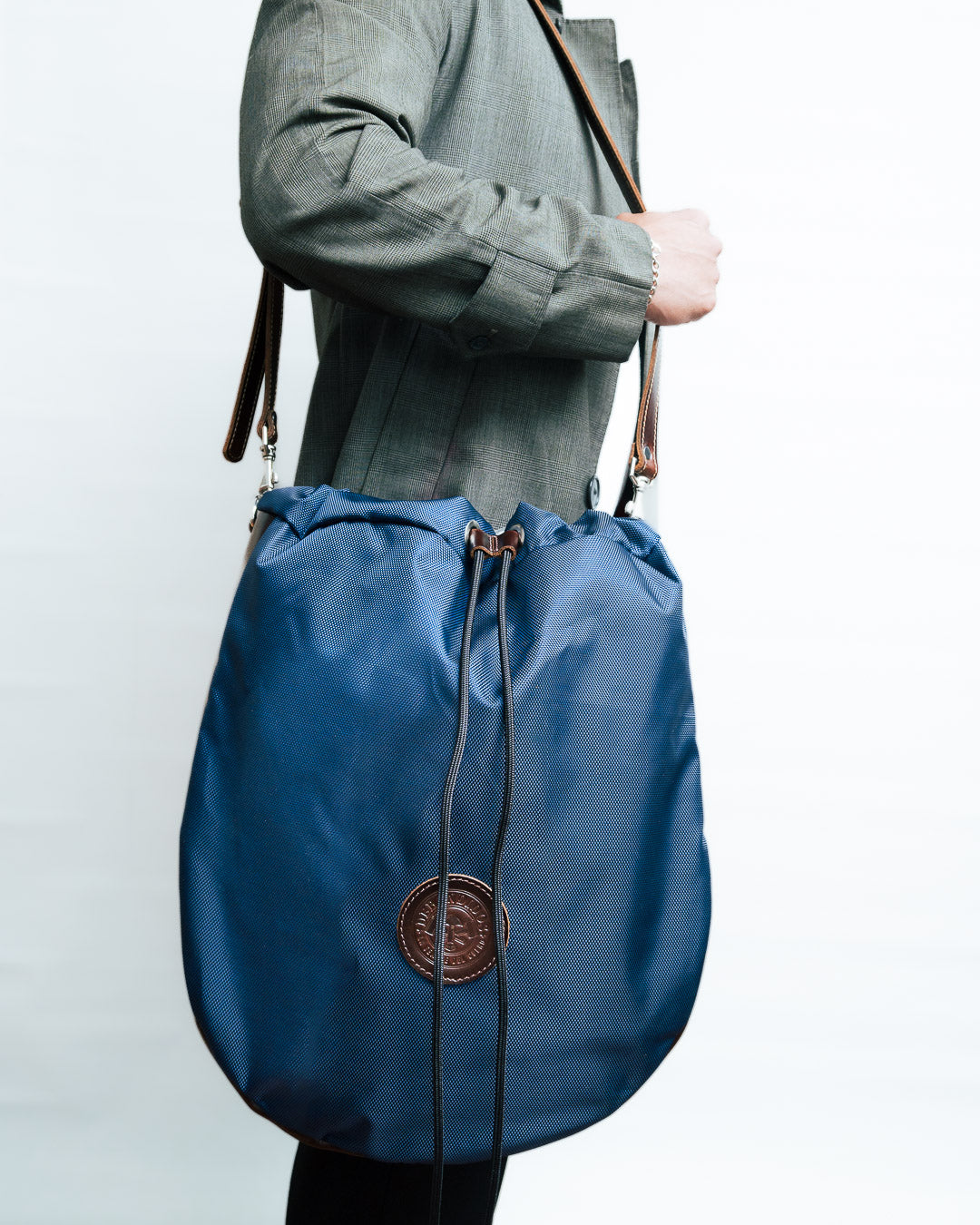 Tula azul para casco